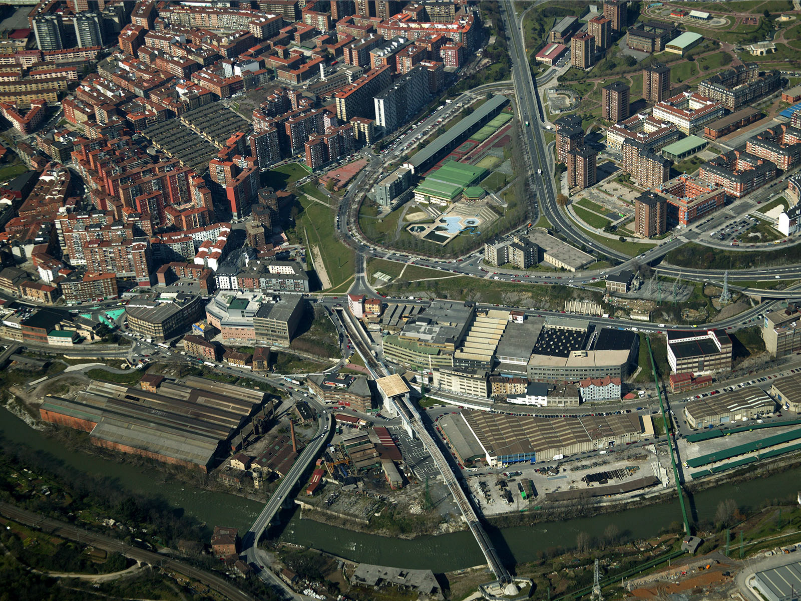 Vista aérea de Bolueta de Bilbao. 2004-03-09